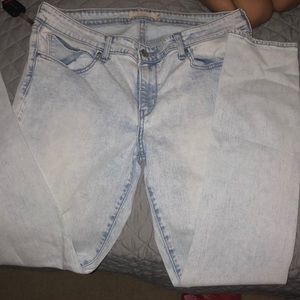 Levis 711 skinny jeans